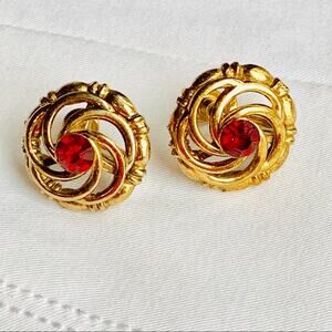 Gold and Red Vintage Clip-on Earrings ruby color
